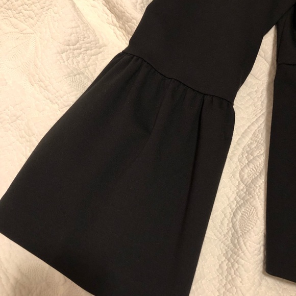 Le Chateau size L black dressy top - Picture 4 of 11